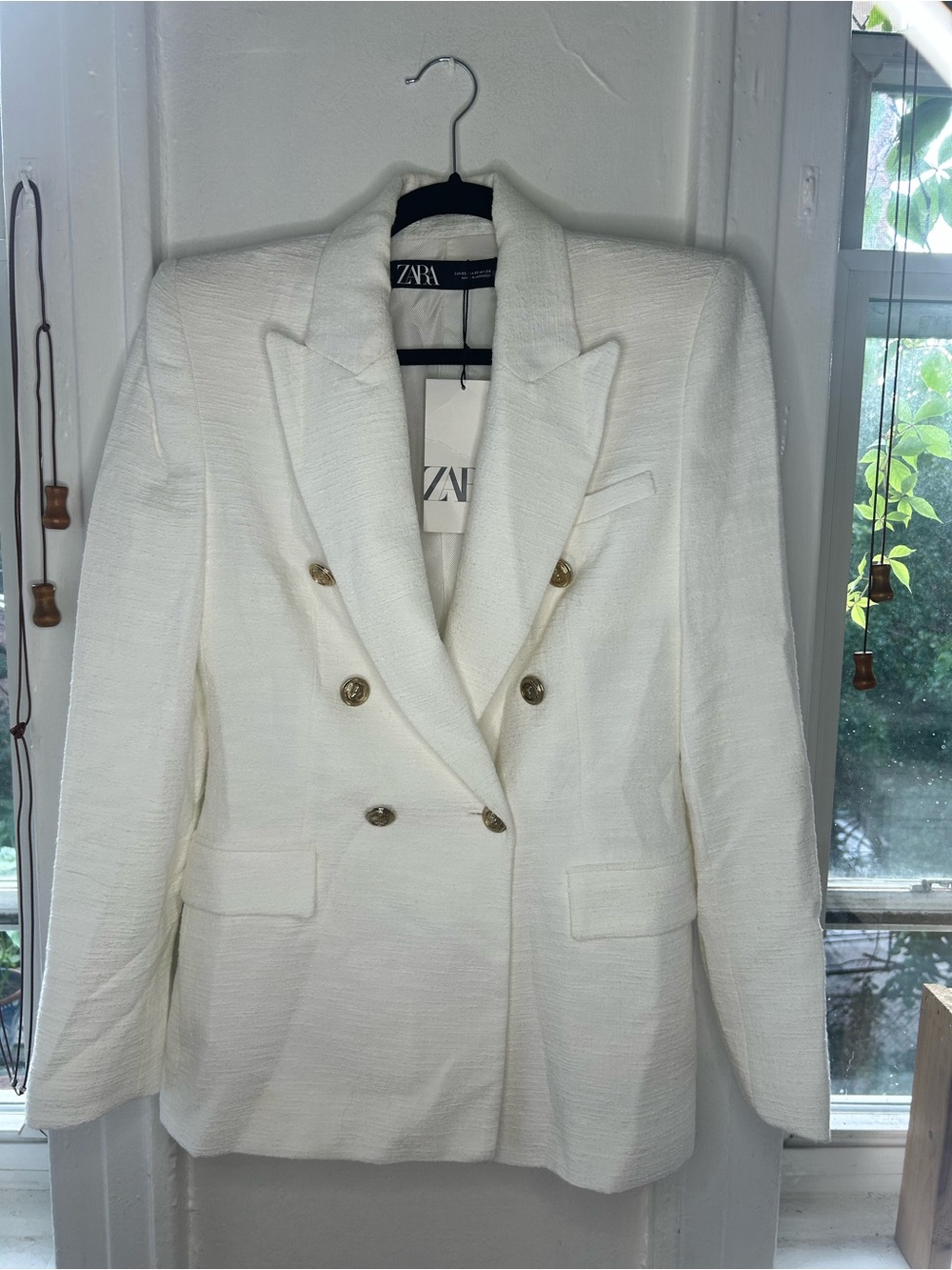 ZARA Off-White Double-Breasted Textured Blazer with Gold Buttons